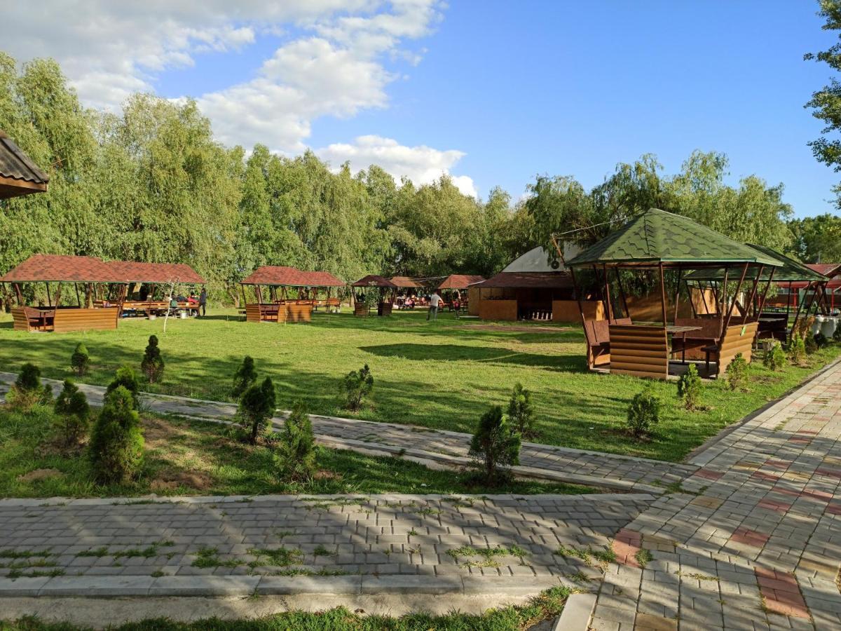 Holiday Park Dunay Kyslytsya Esterno foto