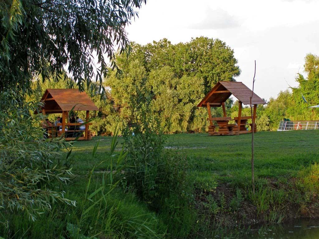 Holiday Park Dunay Kyslytsya Esterno foto