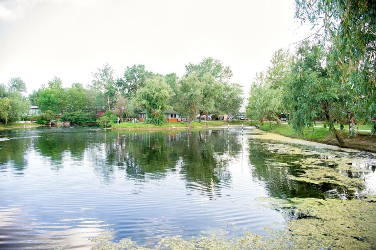 Holiday Park Dunay Kyslytsya Esterno foto
