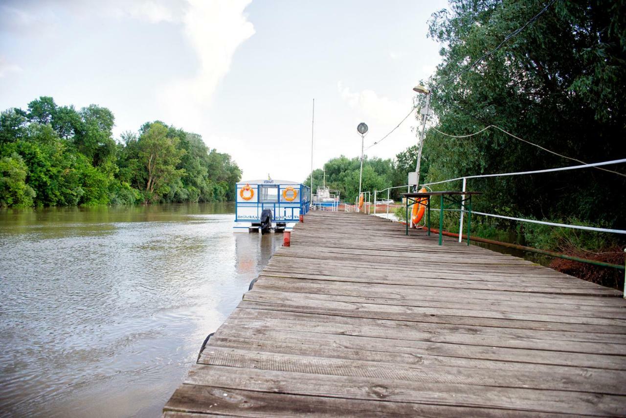 Holiday Park Dunay Kyslytsya Esterno foto