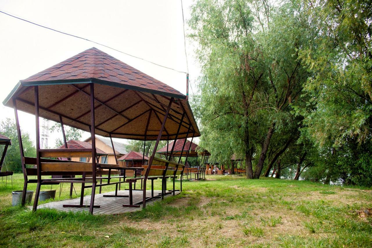 Holiday Park Dunay Kyslytsya Esterno foto